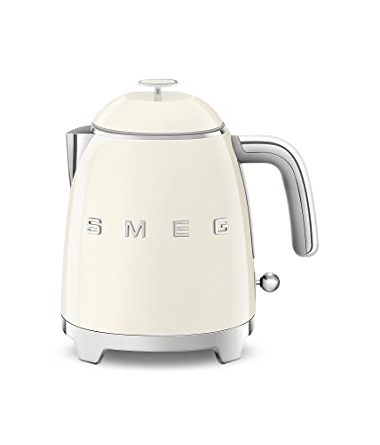 Smeg, Bollitore Elettrico Piccolo KLF05CREU 0,8 L, Filtro Acciaio Inox, Autospegnimento di Sicurezza, Indicatore Livello Acqua, Base Antiscivolo e Avvolgicavo Integrato, Potenza 1400W, Panna
